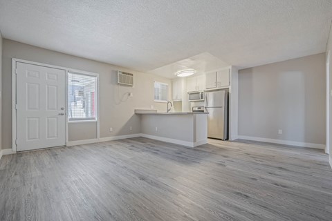 Floor plan for 2 beds, 1 bath, 715 sqft